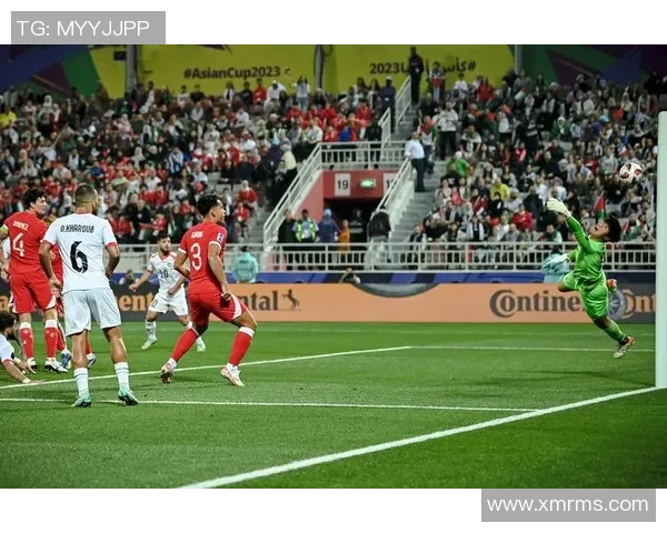 香港足球明星名字的音译与文化背景探讨 香港足球明星名字的音译与文化背景探讨